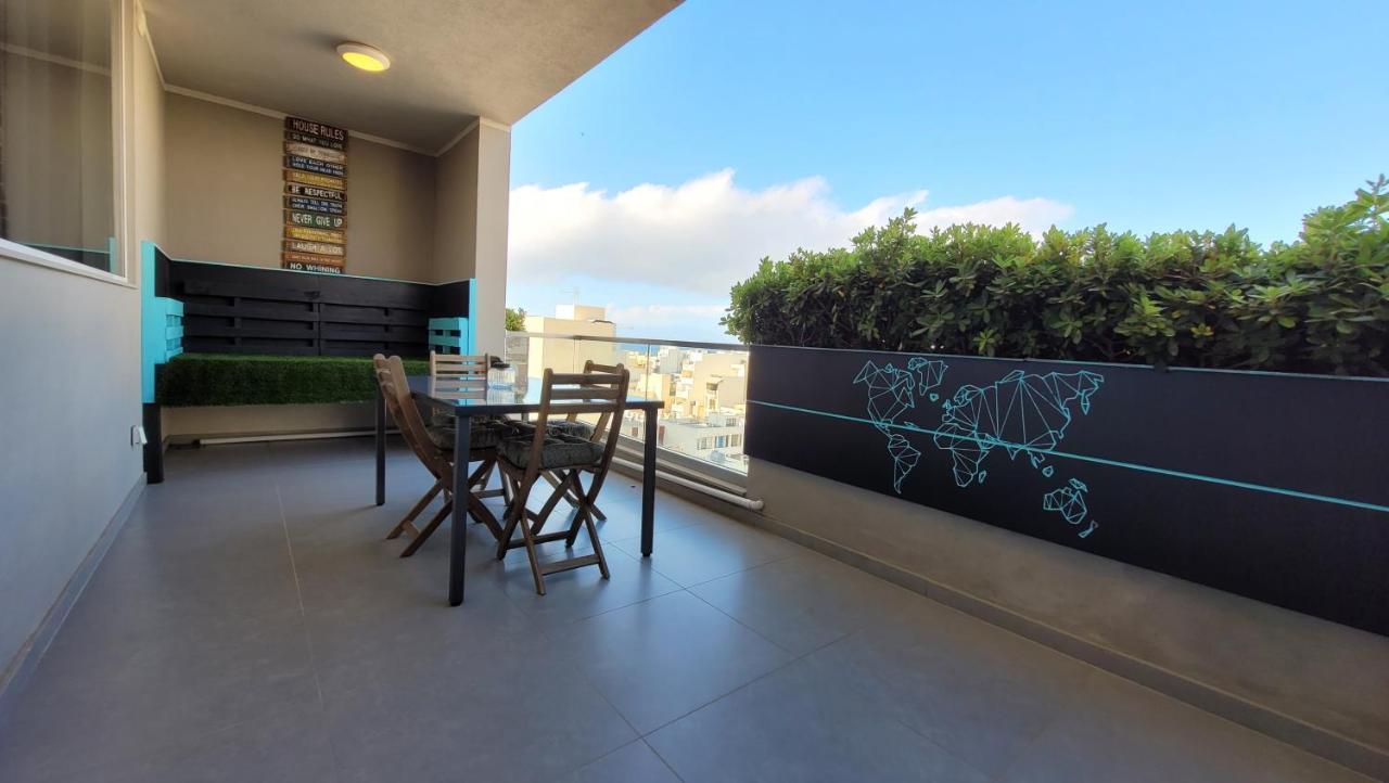 Stylish - Modern - Large Terrace - 2 Bed - 200 M From Sea - Fully Air Con Apartment St. Paul's Bay Ngoại thất bức ảnh